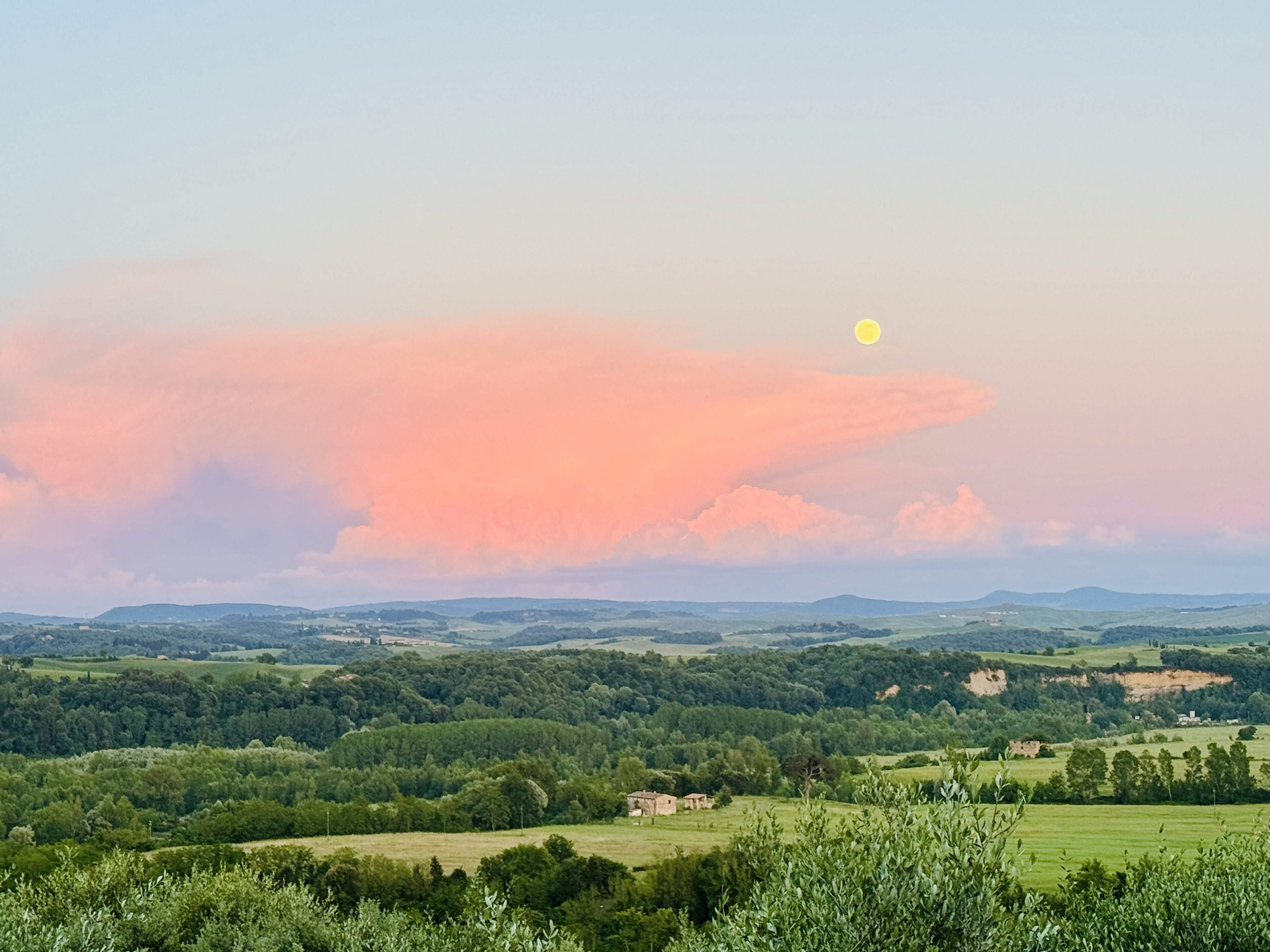 Evening walk from villa – moonrise over Tuscany